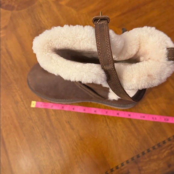 Ugg boots - Picture 11 of 12